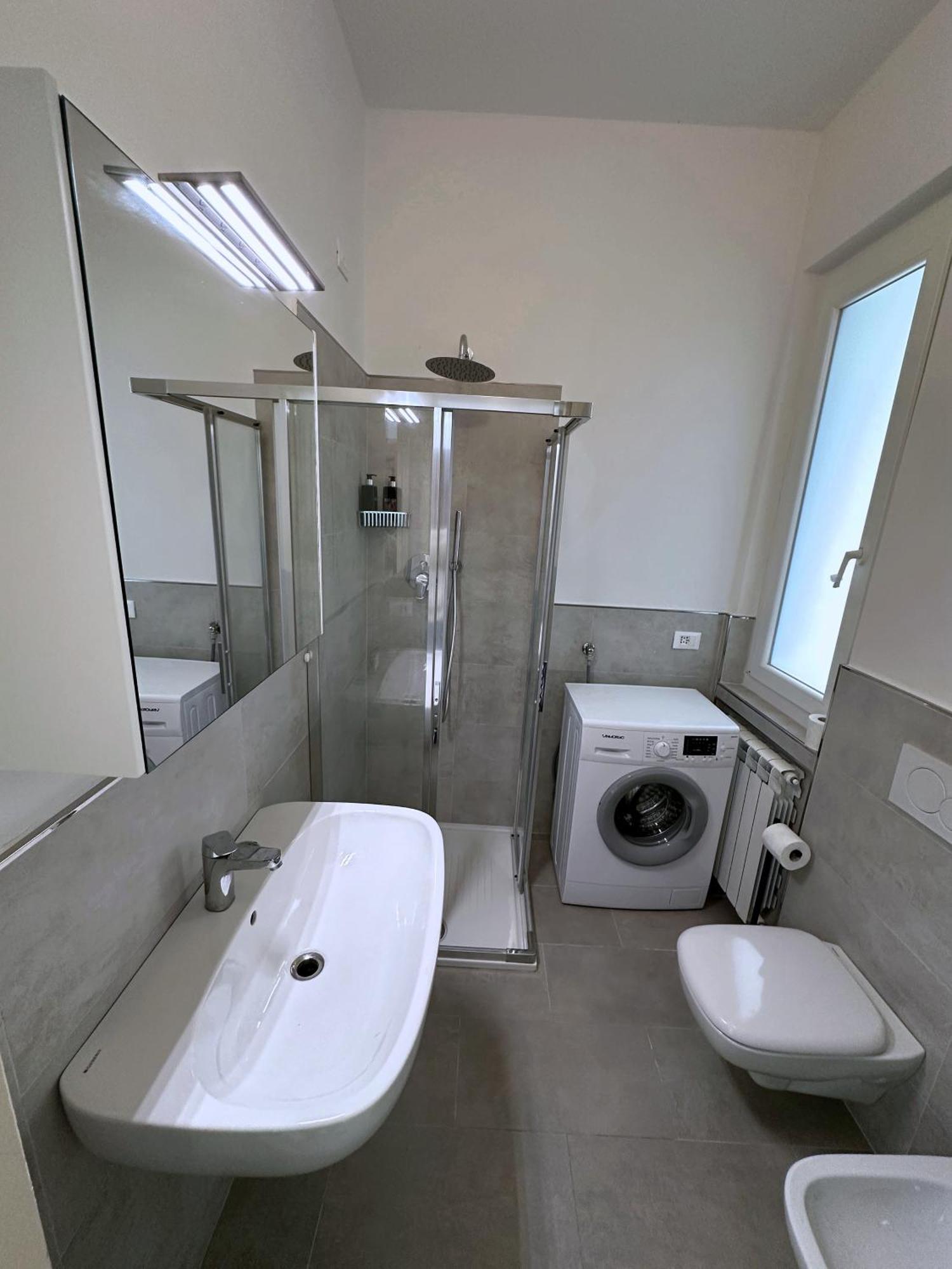 Terrace & Parking - Holiday Home Near Fegina Beach מונטרוסו אל מארה מראה חיצוני תמונה