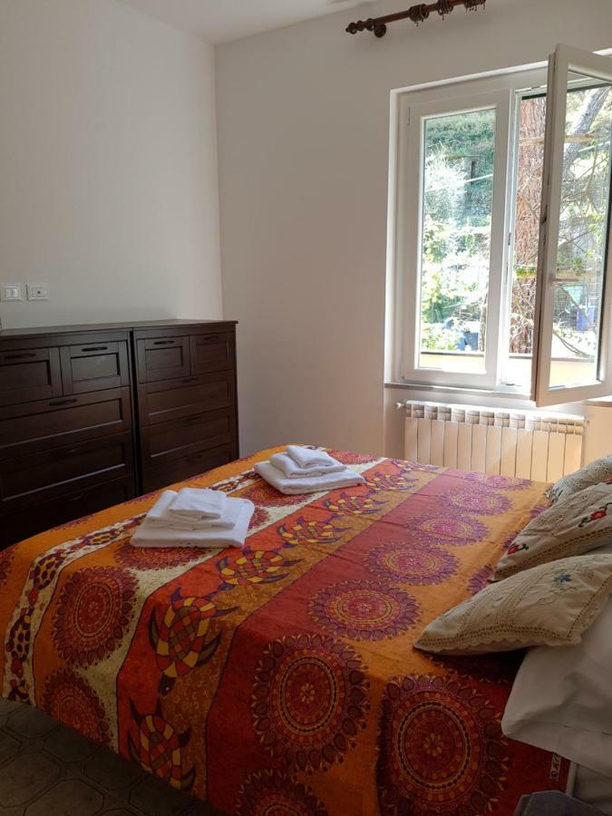 Terrace & Parking - Holiday Home Near Fegina Beach מונטרוסו אל מארה מראה חיצוני תמונה