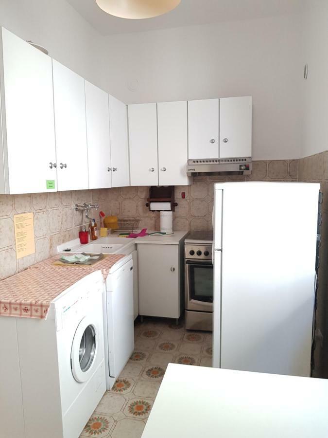 Terrace & Parking - Holiday Home Near Fegina Beach מונטרוסו אל מארה מראה חיצוני תמונה